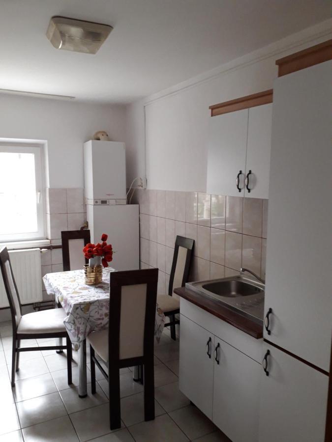 Mall Zone 100Mp Apartments Bacău Buitenkant foto